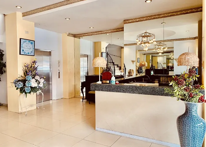 Cheap hotel: Tagzzz Hotel Powered By Cocotel